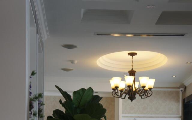 The Grand Jade Hotel