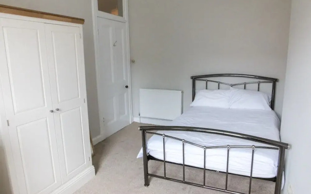 Silver Lining - Spottiswoode Apartment