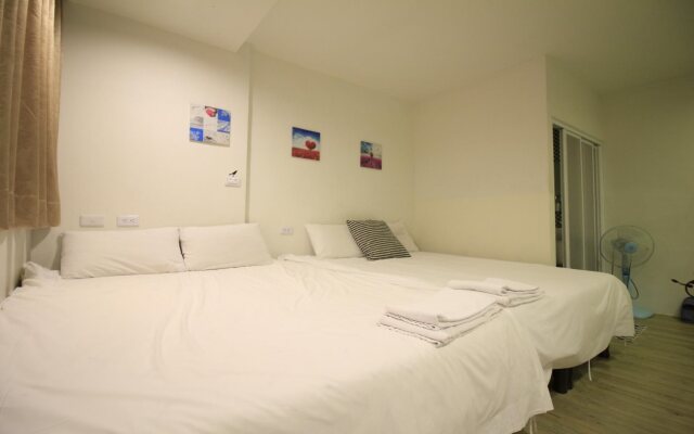 Fengjia Corner Hostel