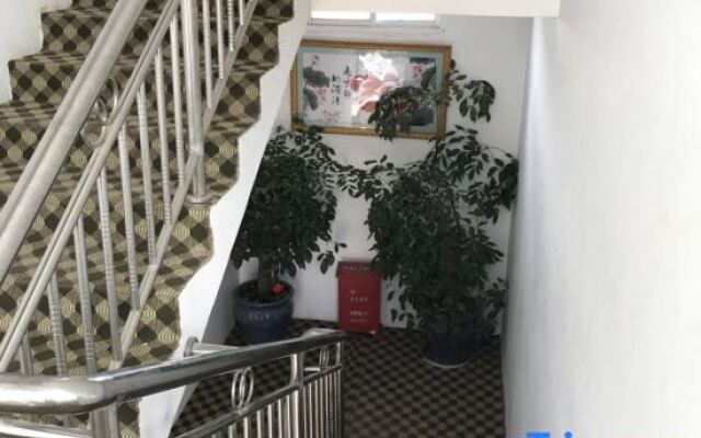 Ninglang Dejimeiduo Hotel