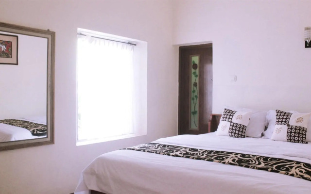 Ndalem Joglo Krawitan Syariah