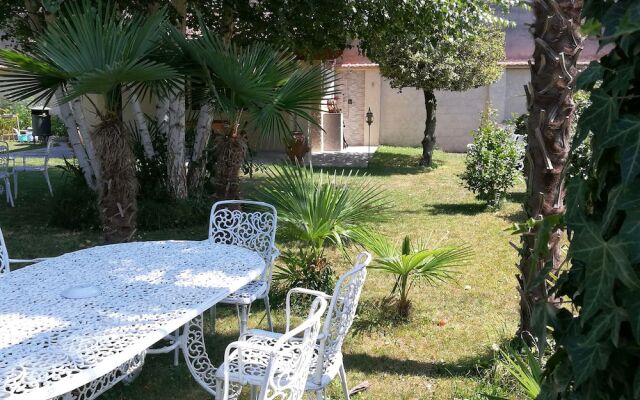 Villa Davinci Garden Apartment