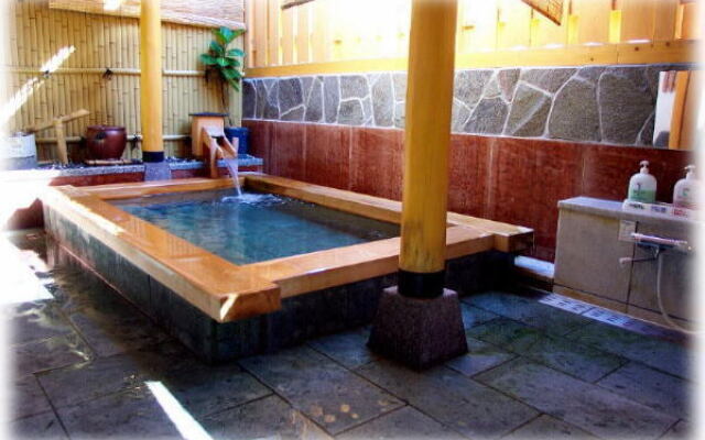 Kumomi Onsen Minshuku Kichiemon