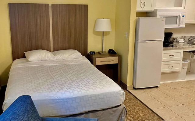 Suburban Studios Fort Myers Cape Coral