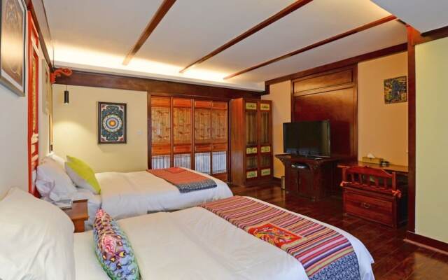 Floral Hotel · Yi Xing Lijiang