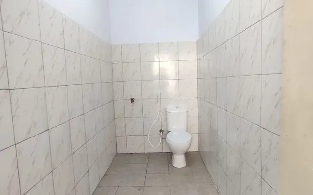 Super OYO 93173 Khazanah Room Syariah