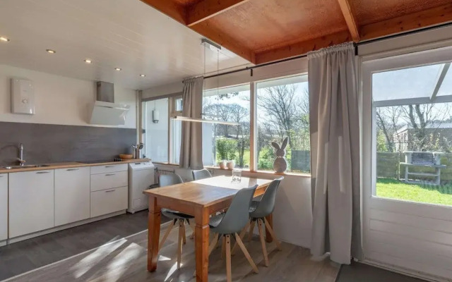 Cozy Holiday Home With Garden