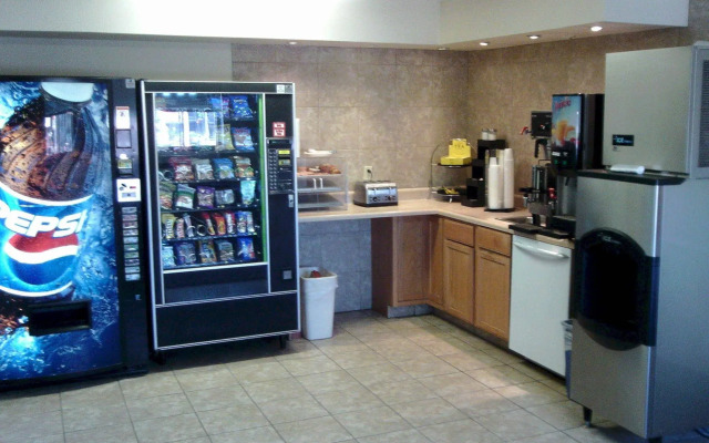 2nd Street Inn & Suites