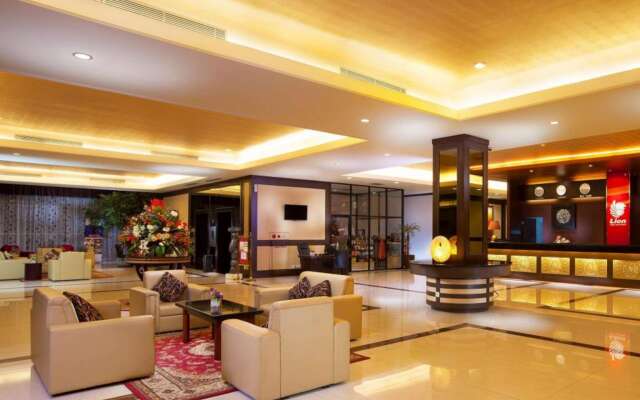 Lion Hotel & Plaza