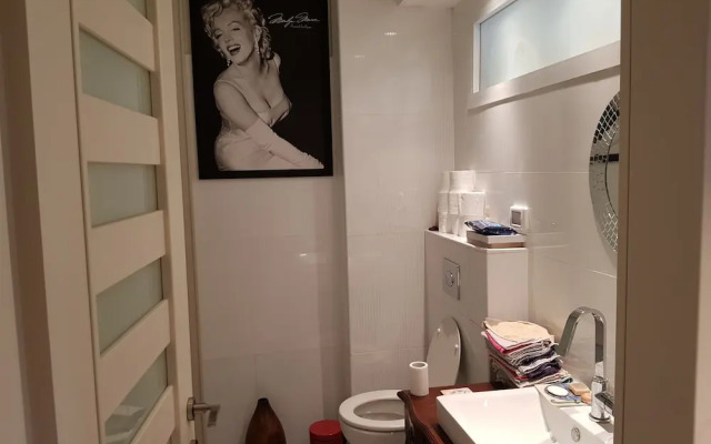 Beautiful Seaview Apt in Jaffa promenade