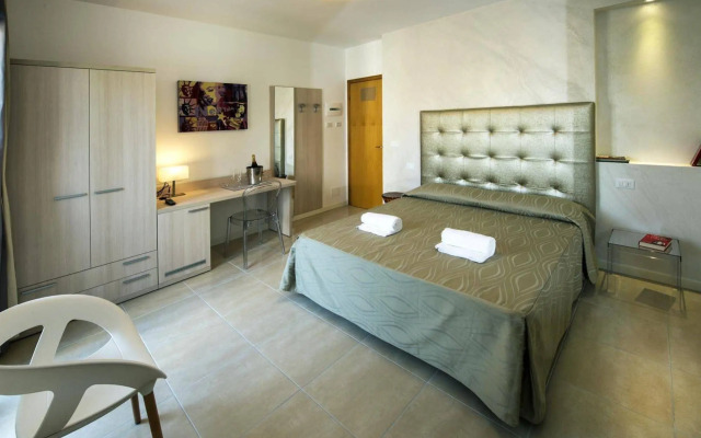 Hotel Alex