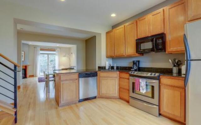 B2-River View-AC-3BR/3.5BA