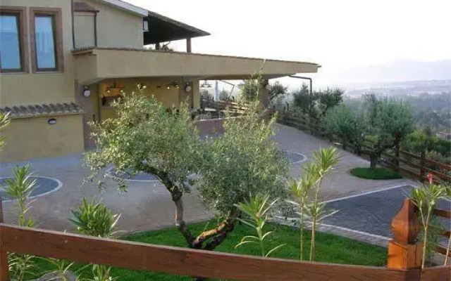 Costa Del Monte