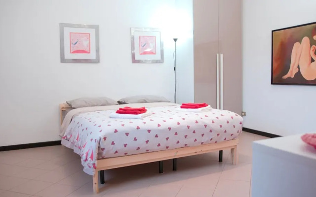 1 Bed-sleeps 2-aircon-town Centre-free Parking