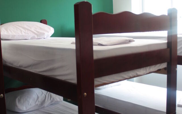 Boozers Pub & Hostel