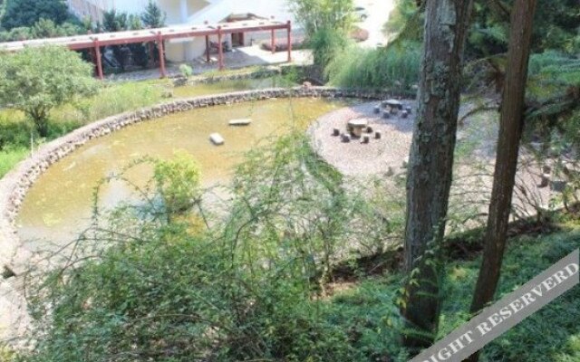 Tianyou Manor