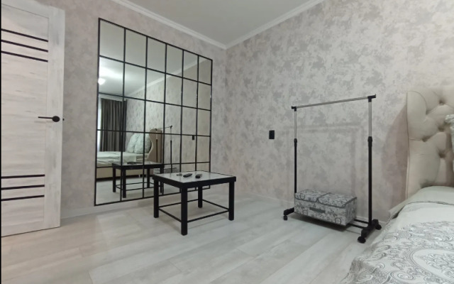 Apartments on Efremova street 3
