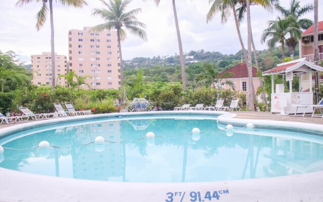 Fisherman's Point  Beach Resort