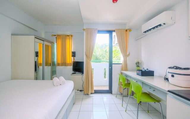 Comfortable Living Studio Room at Kebagusan City Apartment