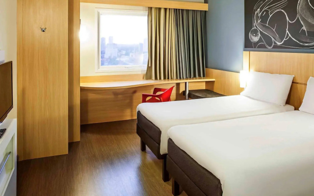 Ibis Imperatriz