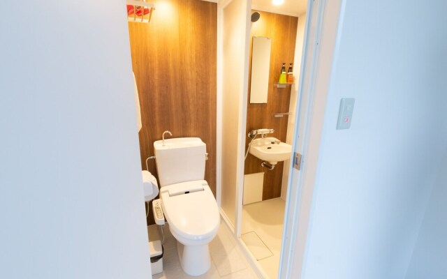 GUESTHOUSE HAKOZAKI GARDEN - Hostel