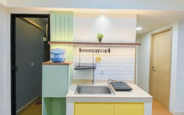 Homey And Comfort Living 2Br At Meikarta Apartment