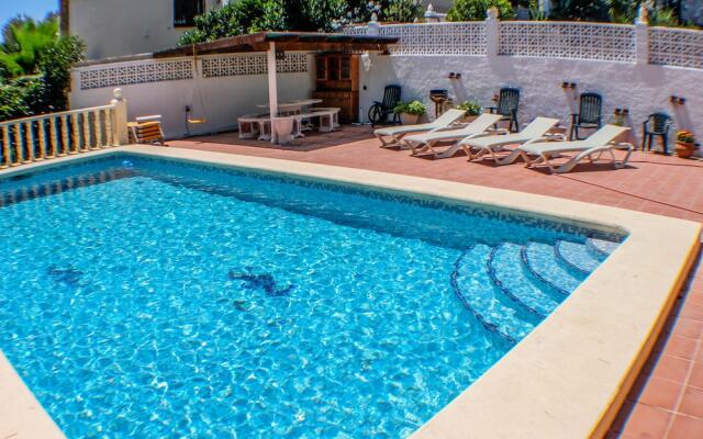 El Cisne - holiday home with private swimming pool in Benissa