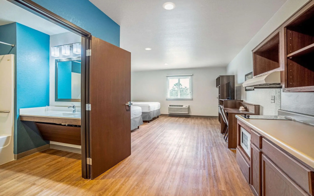 WoodSpring Suites Naples East