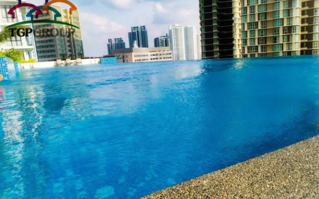 Sky & Blue Suites by TGP