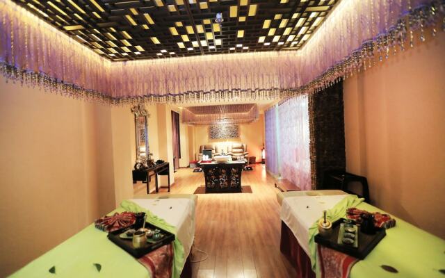 Lijiang Seven Island Resort