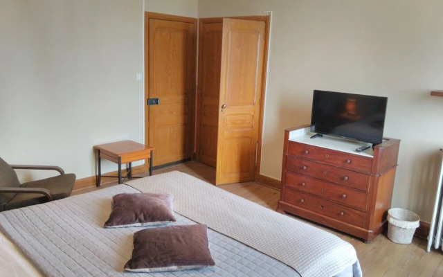 Domaine De La Petite Tour