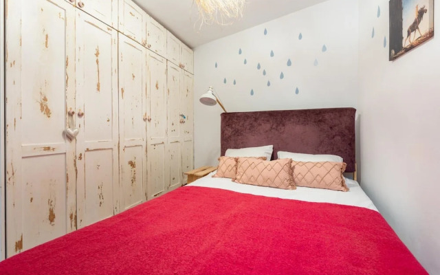 Faro's Casa Evita - Estepona Old Town