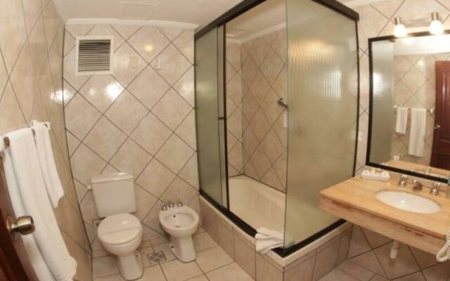 Best Western House Inn & Suites
