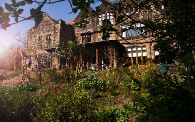 Jesmond Dene House