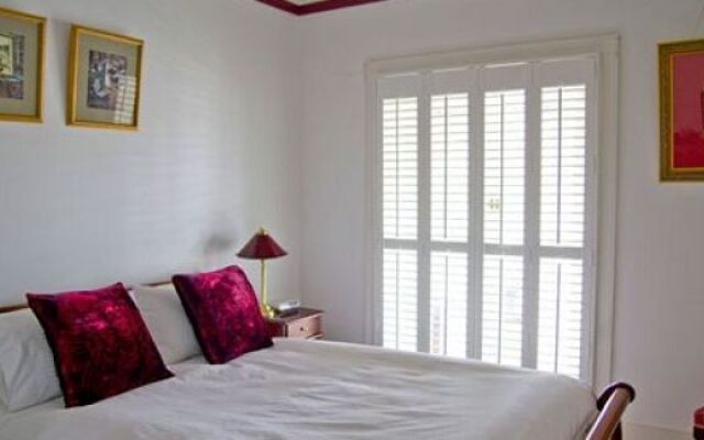 Willunga House Bed & Breakfast