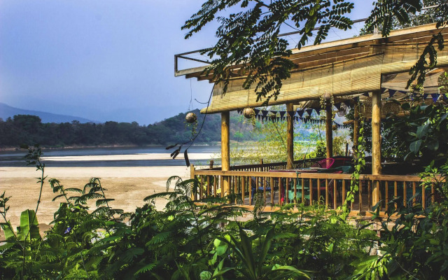 Ock Pop Tok Mekong Villa