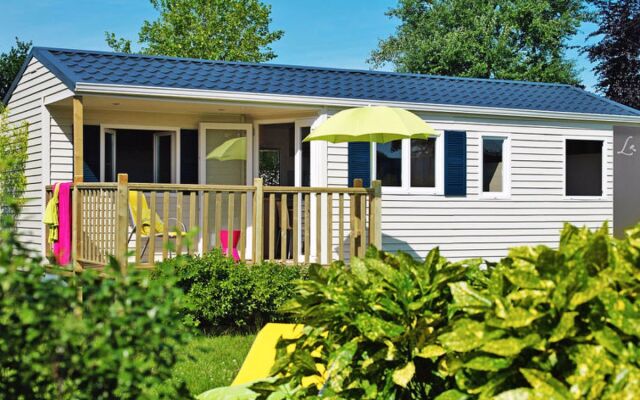 Holiday Home Le Mediterranée - AGL254