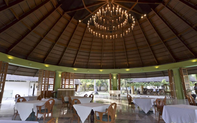 Cordova Reef Village Resort