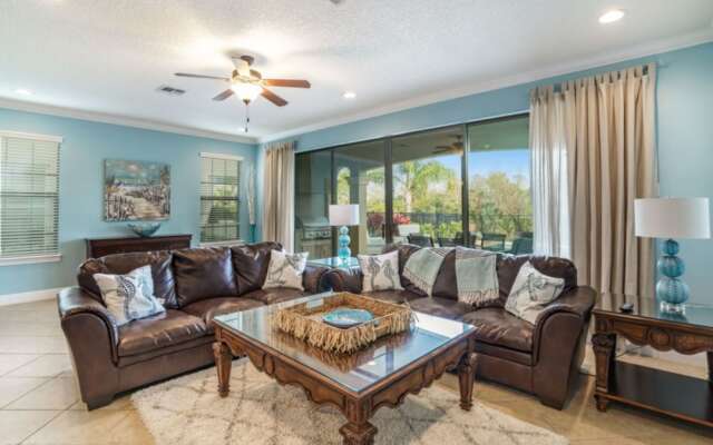 Ultimate 5 Bed 5 Ba Villa with Game Room, Pool & Spa - Ihr4021