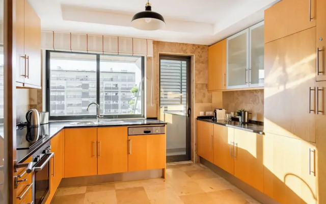 Elegant Flat in Benfica
