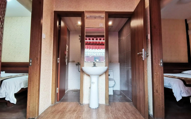 Shaoxing Luxun Native Place Youth Hostel