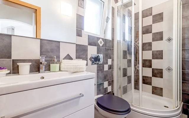 Stunning 3-bedroom Villa With a Private Pool-pula