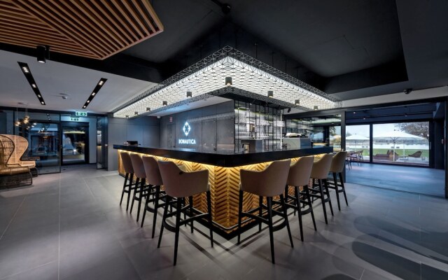 Donautica Hotel & Restaurant