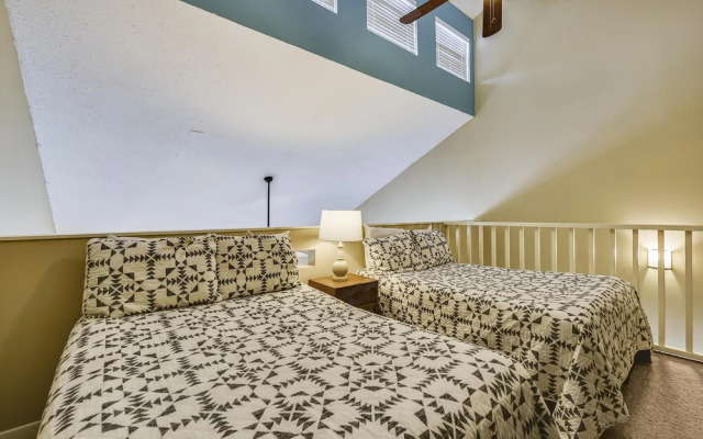 Southwind by Book That Condo