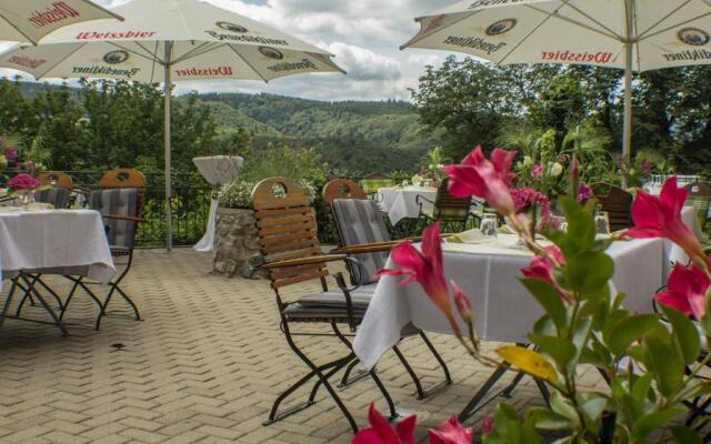 Gasthaus und Ferienwohnungen "Zum Büchsenmacher"