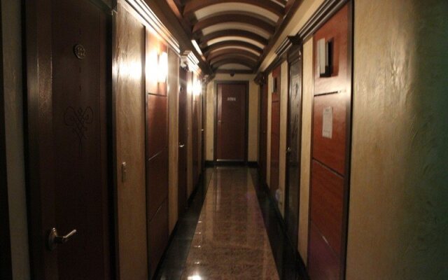 Cozy Hotel