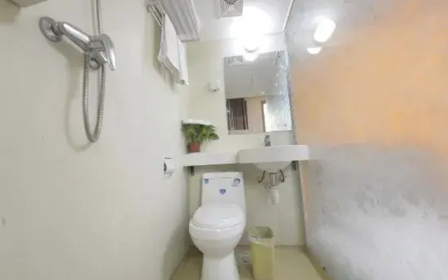 Zilan Alliance Hotel (Jinan Grand View Garden Wanda Plaza)