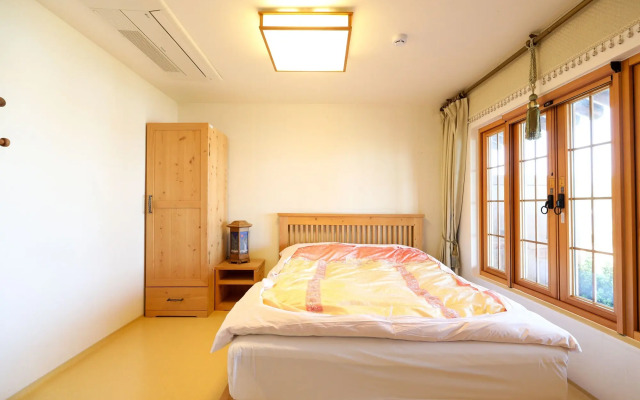 Hanok Hotel Odongjae