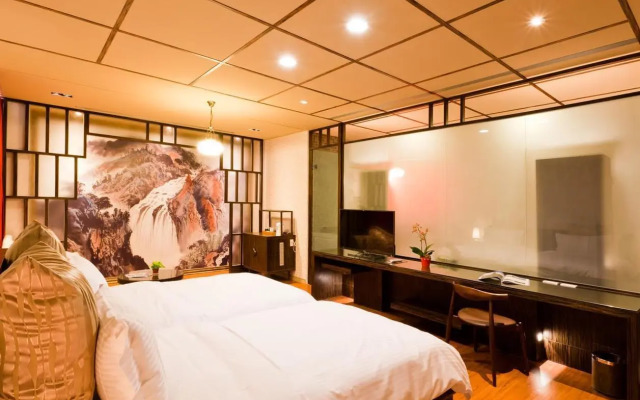 Tianxiaju Motel