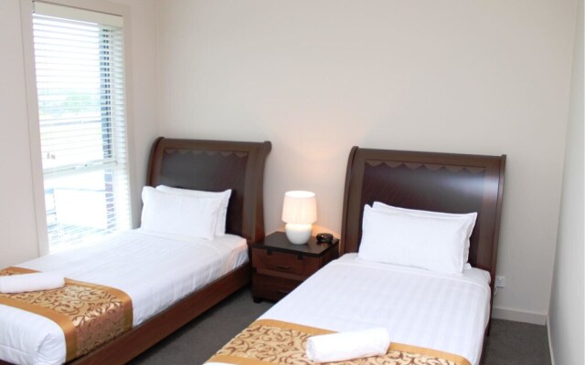 Serviced Houses - Kealba